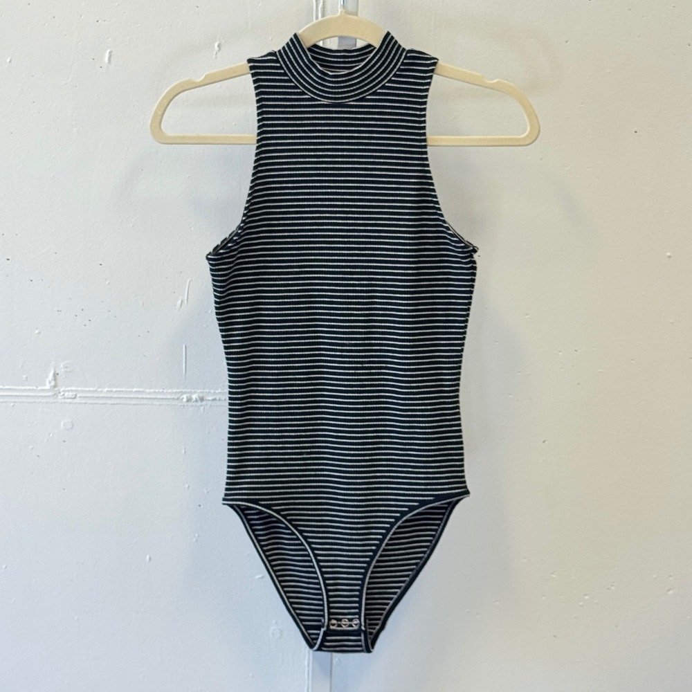 Topshop Women's Striped Ribbed Mock‎ Neck Sleeveless Bodysuit Navy White US 6